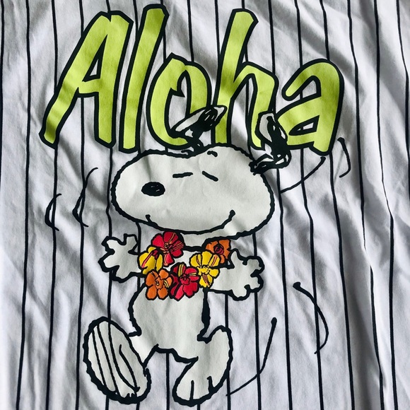 Snoopy T-shirt - Picture 2 of 2